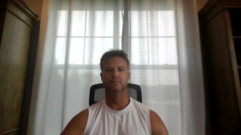 Snapshot of 45andfit chatting on September 30, 1:05 pm 45andfit online show from September 30, 1:05 pm