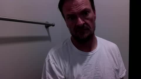 4djmoore online show from April 4, 6:22 am