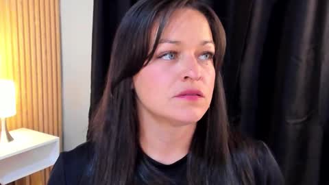 Snapshot of 4ngel_greey chatting on September 17, 9:27 pm ... .     Angel     . ... online show from September 17, 9:27 pm