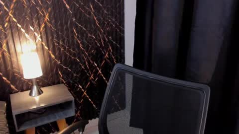 Snapshot of 4ngel_greey chatting on October 6, 9:01 pm ... .     Angel     . ... online show from October 6, 9:01 pm