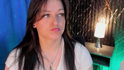 Snapshot of 4ngel_greey chatting on October 21, 9:59 pm ... .     Angel     . ... online show from October 21, 9:59 pm