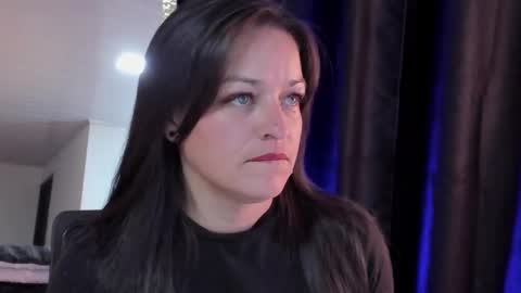 Snapshot of 4ngel_greey chatting on November 3, 9:16 pm ... .     Angel     . ... online show from November 3, 9:16 pm