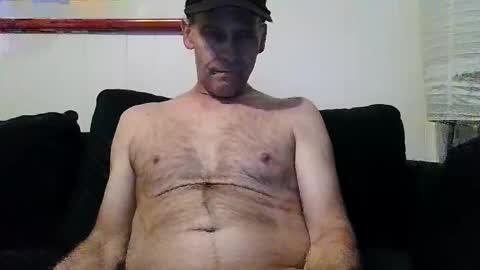 4nuf online show from February 20, 9:59 pm