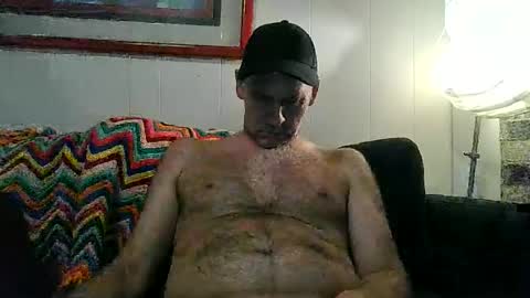 4nuf online show from June 4, 2:12 pm