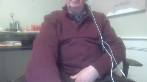 Snapshot of 4uguys chatting on February 8, 5:00 am 4uguys online show from February 8, 5:00 am