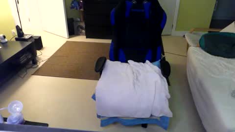 Larese Carlo online show from October 15, 3:50 am