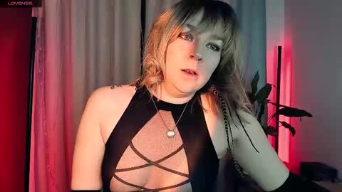 Snapshot of 5_in_one chatting on January 15, 3:55 am Sunshine online show from January 15, 3:55 am