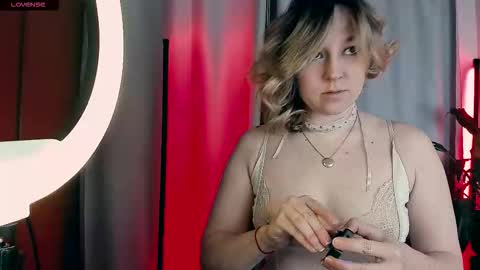 Snapshot of 5_in_one chatting on February 10, 3:43 am Sunshine online show from February 10, 3:43 am