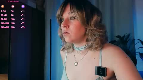 Snapshot of 5_in_one chatting on March 4, 3:56 am Sunshine online show from March 4, 3:56 am