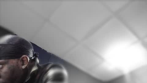 Snapshot of 5hbk chatting on December 3, 7:43 am Tettaz GetitJusy4ya online show from December 3, 7:43 am