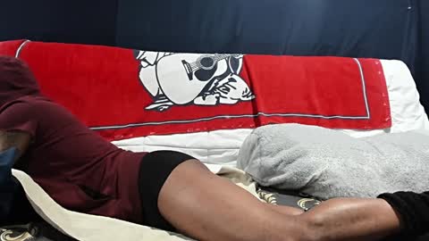 Snapshot of 5hbk chatting on December 9, 9:58 pm Tettaz GetitJusy4ya online show from December 9, 9:58 pm