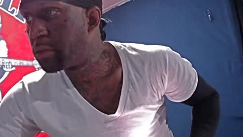 Snapshot of 5hbk chatting on March 12, 12:04 pm Tettaz GetitJusy4ya online show from March 12, 12:04 pm