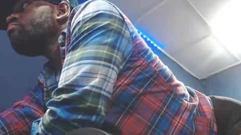 Snapshot of 5hbk chatting on October 9, 9:29 am Tettaz GetitJusy4ya online show from October 9, 9:29 am