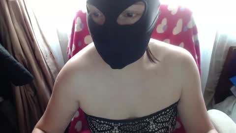 Snapshot of 666maskgirl chatting on October 15, 5:24 pm SHANNON online show from October 15, 5:24 pm