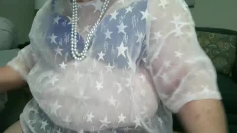 Snapshot of 66missy chatting on May 2, 1:05 pm Missy online show from May 2, 1:05 pm
