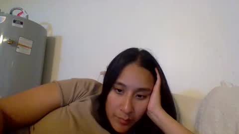 69latina69 online show from April 16, 6:09 pm