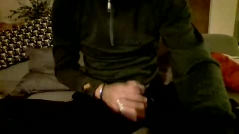 Num online show from December 3, 5:55 pm