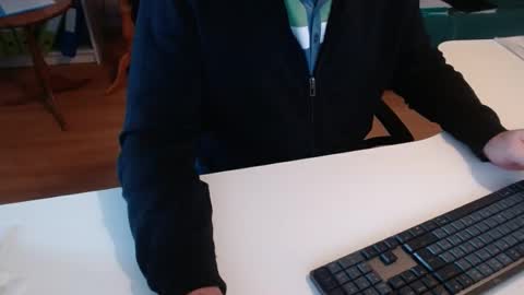 Snapshot of 69pifpaf chatting on February 24, 1:21 pm 69pifpaf online show from February 24, 1:21 pm