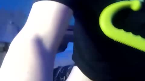 Snapshot of 69reveal chatting on December 16, 3:11 pm UnrealReVeaL is my SnapChat... HMU online show from December 16, 3:11 pm