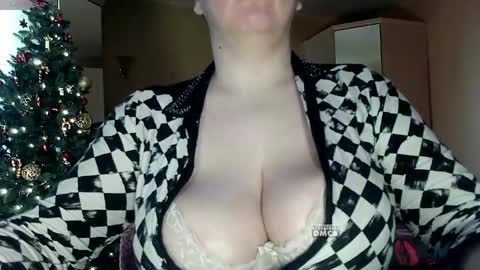 6_dream_9 online show from April 28, 5:56 am