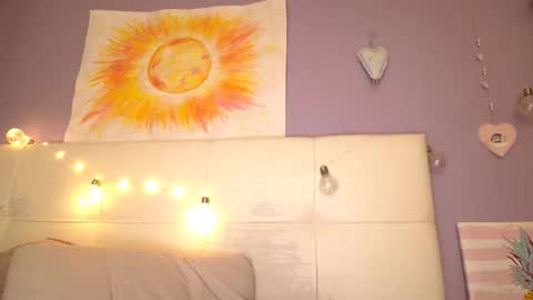 Snapshot of 6a6yface chatting on October 22, 8:47 am lil J online show from October 22, 8:47 am