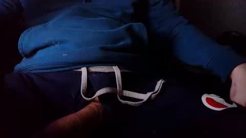 Snapshot of 6inchgirth12 chatting on December 20, 4:52 am 6inchgirth12 online show from December 20, 4:52 am