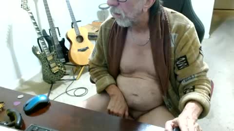 6stringer62 online show from June 27, 8:19 am