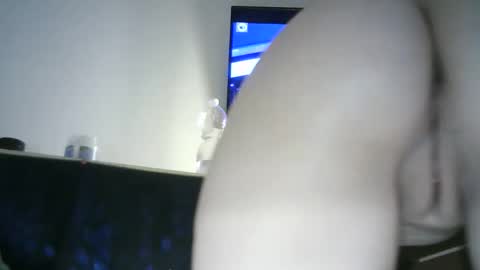 Lilu online show from April 21, 10:01 pm