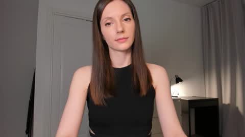 Anna online show from February 26, 8:19 pm