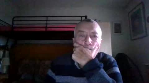 78kiss online show from February 1, 4:49 pm