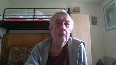 78kiss online show from April 29, 1:04 pm