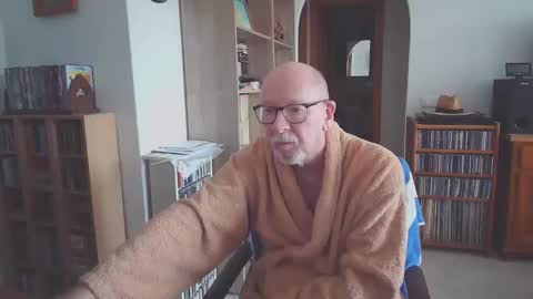 Snapshot of 7thsojourn chatting on November 14, 10:03 am Papi online show from November 14, 10:03 am