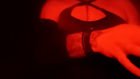 7xofbadponylove online show from December 1, 5:01 am