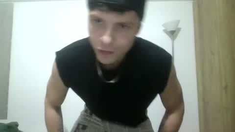 82tomas online show from April 29, 1:21 am