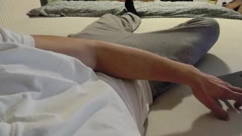 Snapshot of 87johnny chatting on March 5, 9:33 pm 87johnny online show from March 5, 9:33 pm