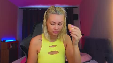 Snapshot of 88_nura chatting on September 16, 2:45 am Nura online show from September 16, 2:45 am