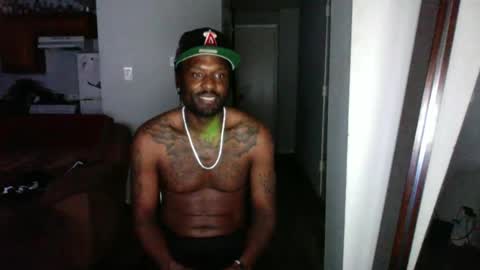 Snapshot of 8double1trouble6 chatting on October 1, 1:44 am NoFaceNoCase online show from October 1, 1:44 am