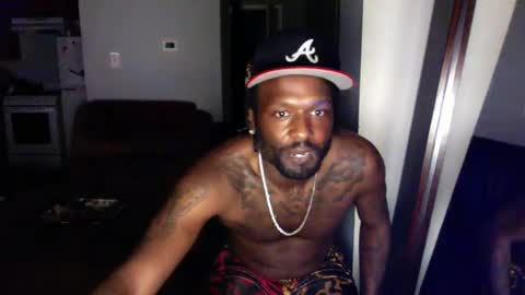 Snapshot of 8double1trouble6 chatting on October 5, 4:00 am NoFaceNoCase online show from October 5, 4:00 am