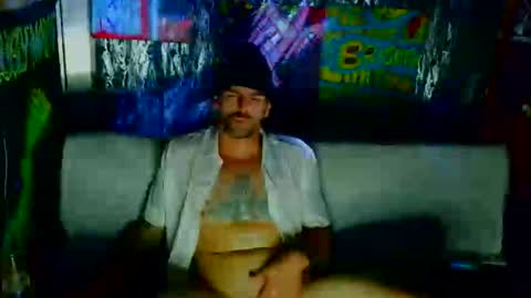 EvelDicknievel1 online show from October 19, 11:05 pm