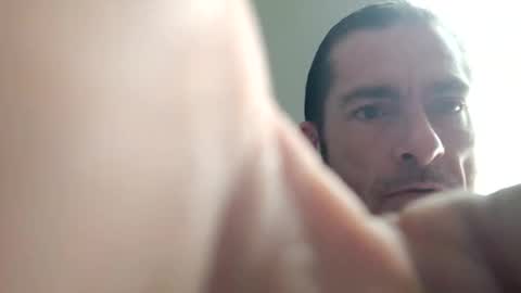 Snapshot of 8intenn chatting on December 20, 9:00 pm 8intenn online show from December 20, 9:00 pm