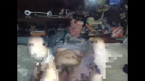 Snapshot of 8mistress8 chatting on December 21, 6:34 pm 8MISTRESS8 online show from December 21, 6:34 pm