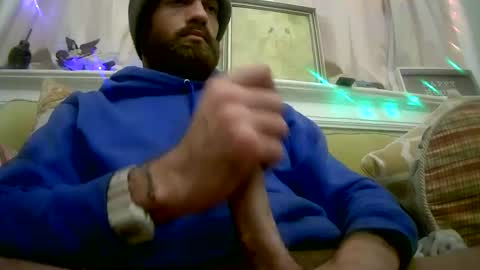 Snapshot of 90210screamer chatting on December 22, 10:28 am 90210screamer online show from December 22, 10:28 am