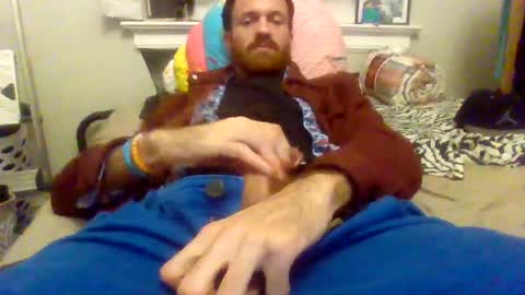 Snapshot of 90210screamer chatting on October 28, 2:26 am 90210screamer online show from October 28, 2:26 am