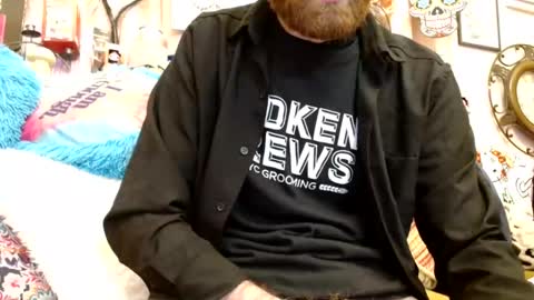 Snapshot of 90210screamer chatting on November 19, 1:33 pm 90210screamer online show from November 19, 1:33 pm