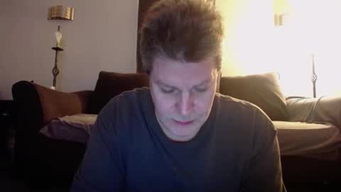 Snapshot of 989guy chatting on January 27, 10:16 pm 989guy online show from January 27, 10:16 pm