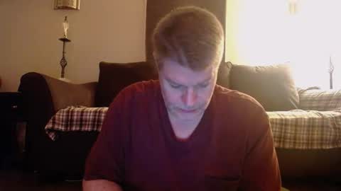 Snapshot of 989guy chatting on September 14, 2:11 am 989guy online show from September 14, 2:11 am