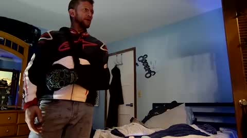 Snapshot of 9_25 chatting on January 3, 4:33 am 8over6 online show from January 3, 4:33 am