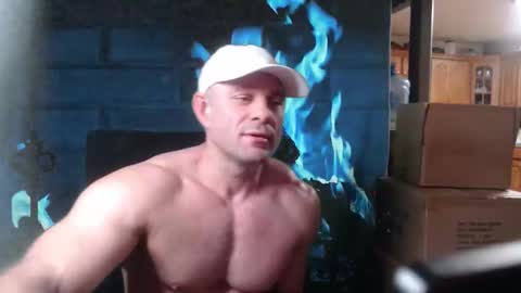 9 fat inches online show from March 19, 5:33 am