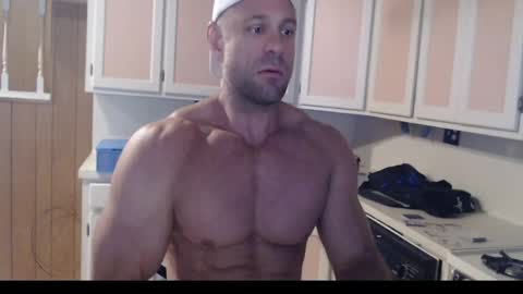9 fat inches online show from June 6, 5:28 pm