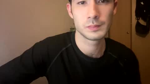 Snapshot of 9thislandd chatting on December 15, 2:59 pm 9thislandd online show from December 15, 2:59 pm